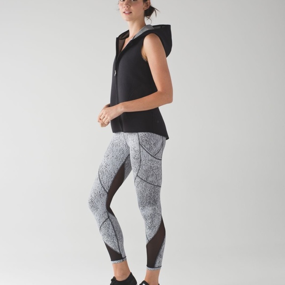 lululemon athletica Pants - lululemon Outrun High Waisted Running Tight (size 10)